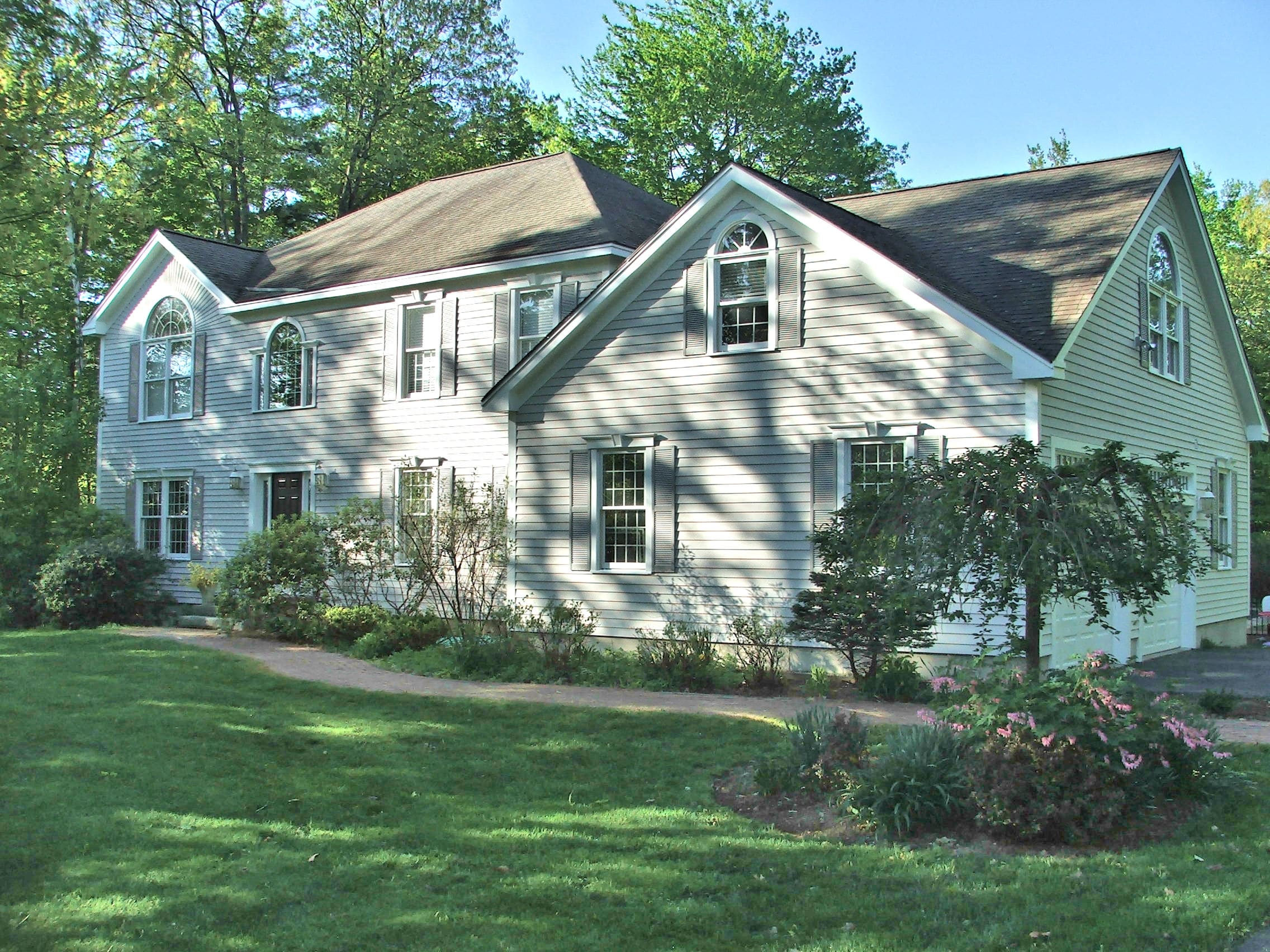 Exterior Painting in Brentwood NH customer review Todd Fitzgerald house