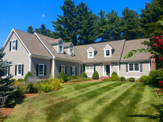 Painters Southern NH exterior painting.