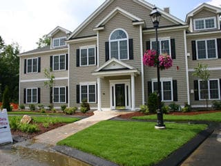 Painters Hooksett NH professional exterior painting.