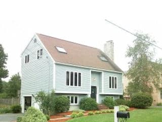 Painters Exeter NH professional exterior painting.